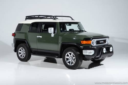 Toyota - FJ Cruiser