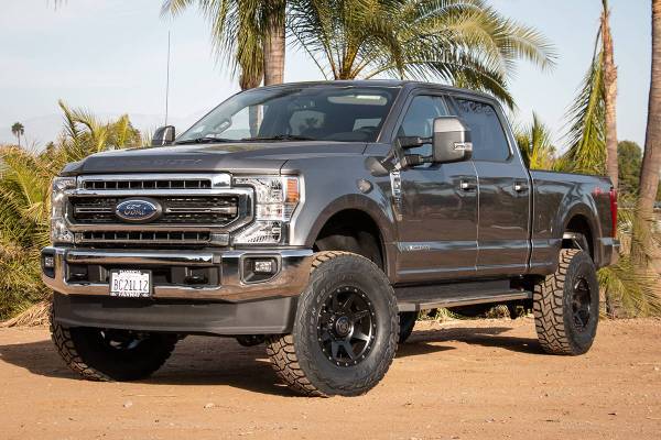 ICON Vehicle Dynamics - ICON 2020-2022 Ford F250/F350, 4.5" Lift, Stage 4 Suspension System, w/Radius Arm